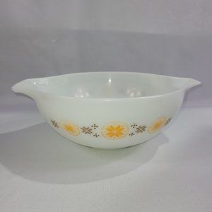 Pyrex 444 Town & Country 1963-1967 Cinderella Nesting Mixing Bowl 4 Quart